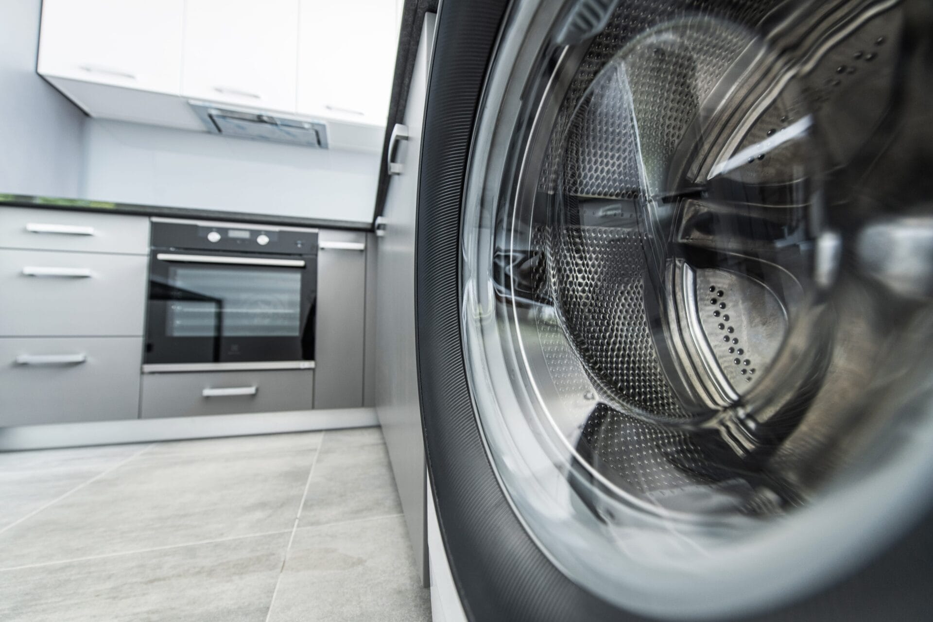 residential-washing-machine-laundry-2025-03-13-02-57-01-utc-min